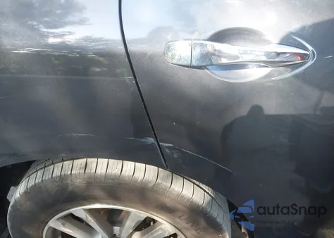 2014 Nissan Pathfinder Sv z USA, uszkodzony, nr VIN 5N1AR2MN9EC700872